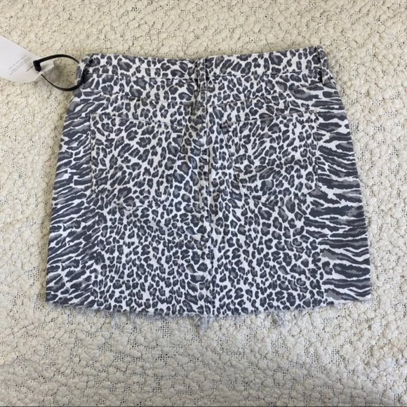 NWT Current/Elliott Leopard Denim Mini Skirt, 30 - Picture 3 of 5
